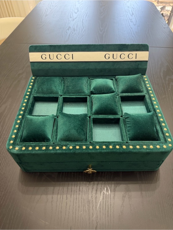 Gucci Other - Authentic Gucci Green Velvet Jewelry Watch Box Organizer with Drawer